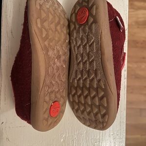 See Kai run Cruz slippers size 10 toddler